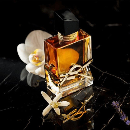 frasco Perfume Feminino Yves Saint Laurent Libre Intense Eau de Parfum embalagem caixa original