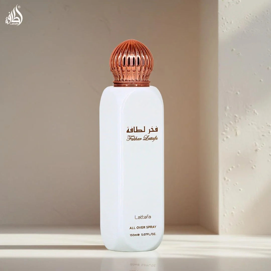 frasco Lattafa Fakhar Women All Over Spray 150Ml detalhe lateral