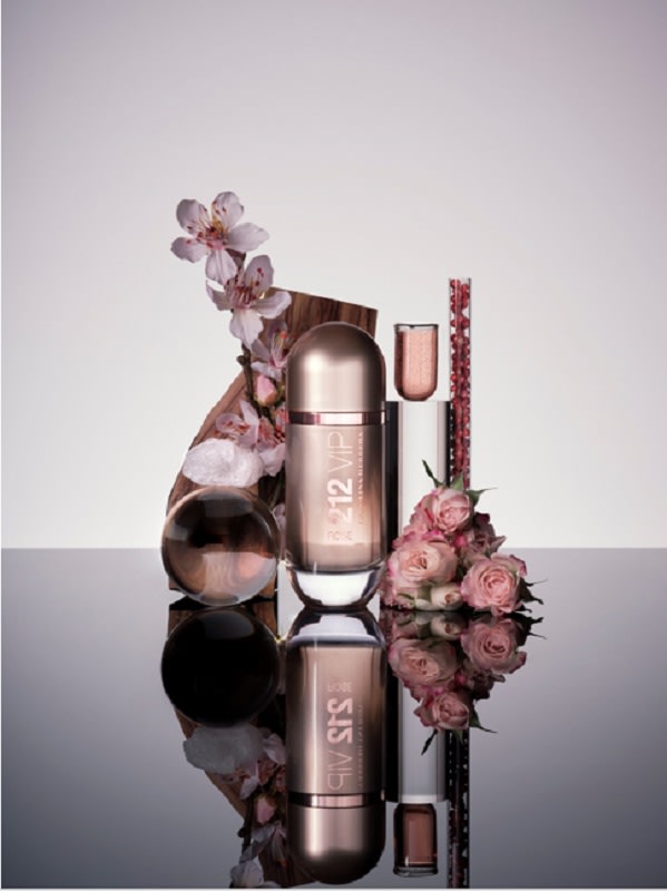 frasco Perfume para Cabelo Carolna Herrera 212 Vip Rose Hair Mist embalagem caixa original
