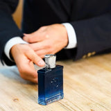 frasco Perfume Masculino Marina de Bourbon Le Prince Intense Eau de Parfum detalhe do frasco
